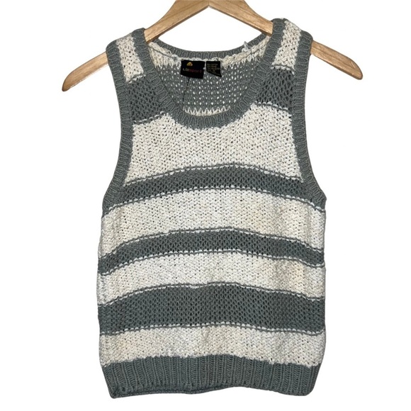 Liz Sport Vintage Knit Sweater Tank Size Medium - Picture 1 of 6